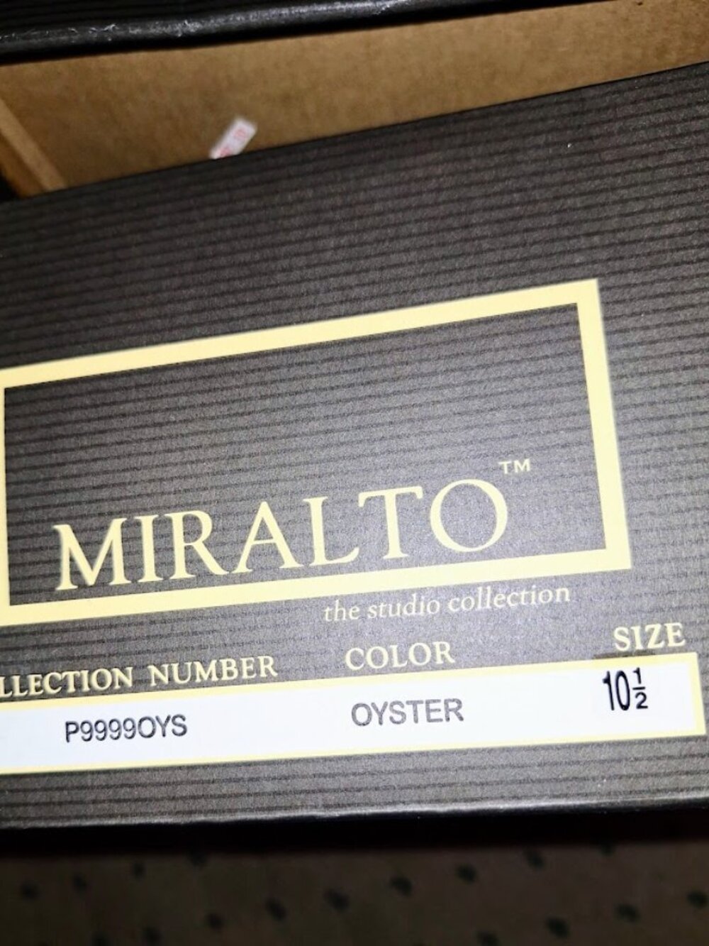 MIRALTO MEN'S DRESS SHOES - SIZE 10 1/2 STAGE USE ONLY! - Picture 3 of 4
